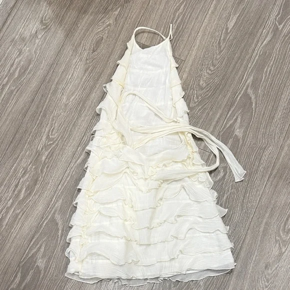 Zara Cream Ruffled Halter Dress - Picture 3 of 3